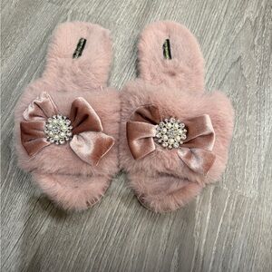 Pink Fuzzy Slippers with Bow and Pearl Detail